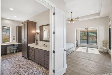 1023 Comanche Ridge New Braunfels TX 78132