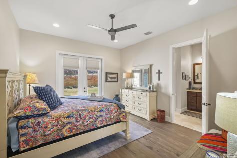 1023 Comanche Ridge New Braunfels TX 78132