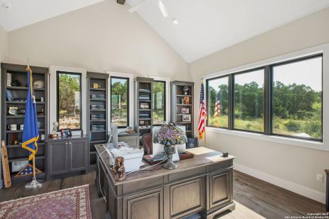 1023 Comanche Ridge New Braunfels TX 78132