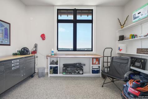 1023 Comanche Ridge New Braunfels TX 78132