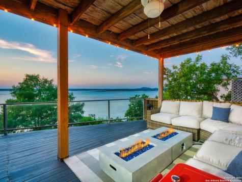 2988 Colleen Drive Canyon Lake TX 78133