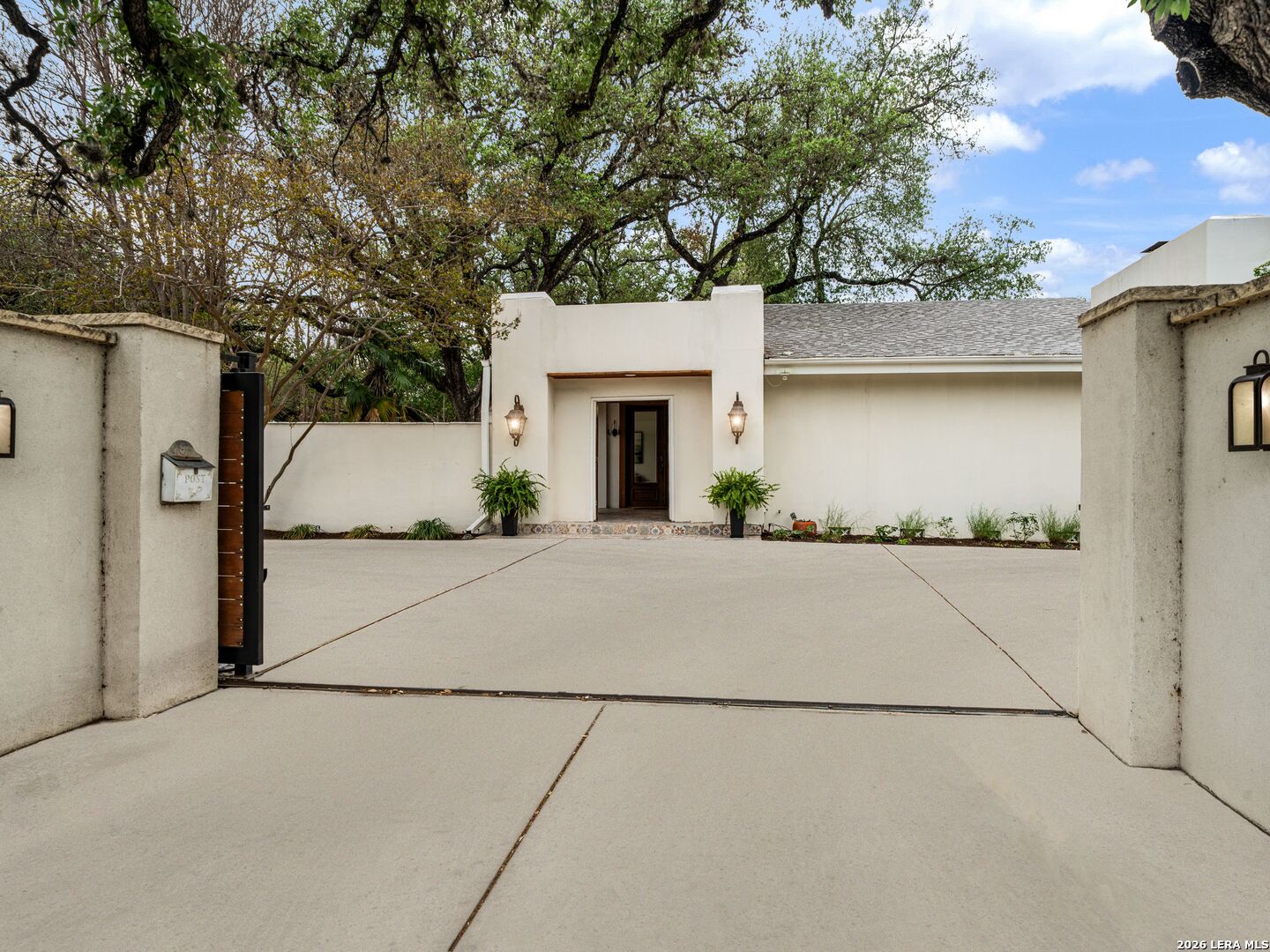 7887 N New Braunfels Avenue San Antonio TX 78209
