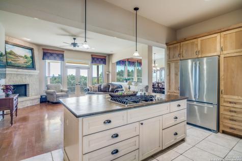 203 Horseshoe Bend Boerne TX 78006