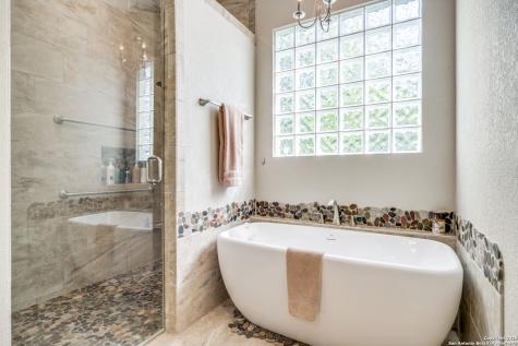203 Horseshoe Bend Boerne TX 78006