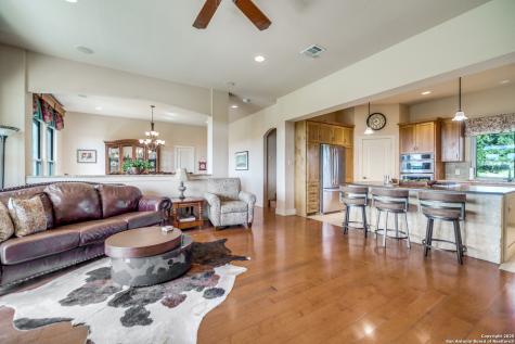 203 Horseshoe Bend Boerne TX 78006
