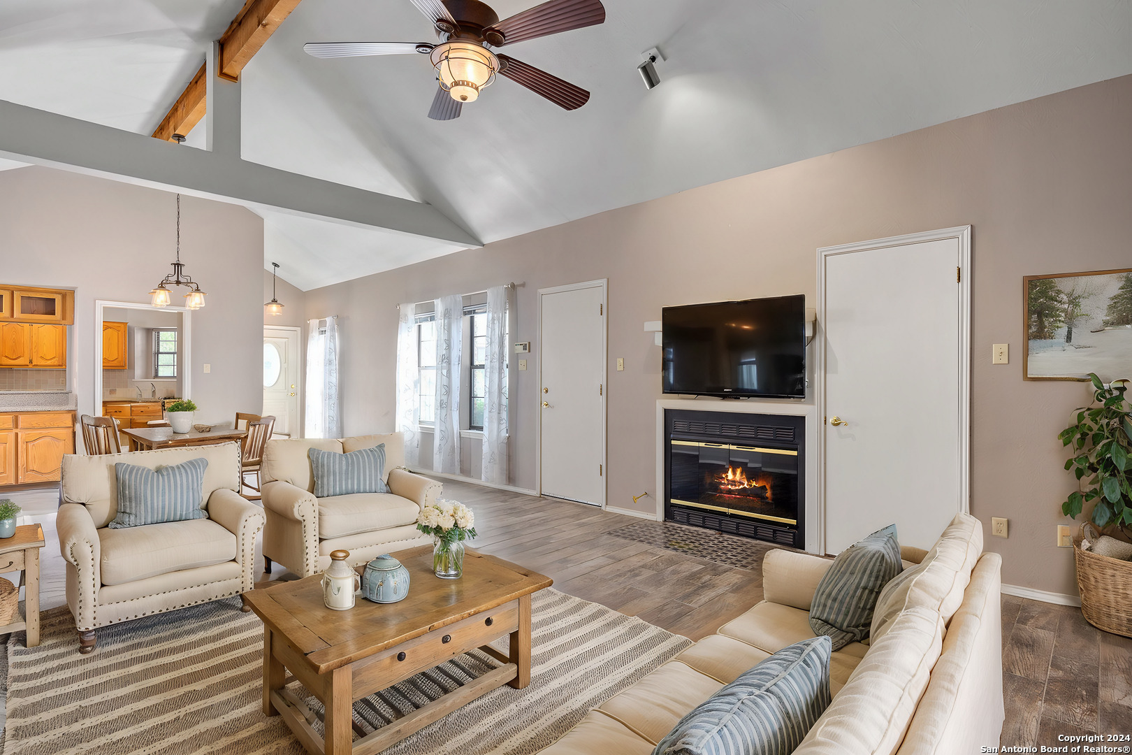 241 Old Oaks Kerrville TX 78028