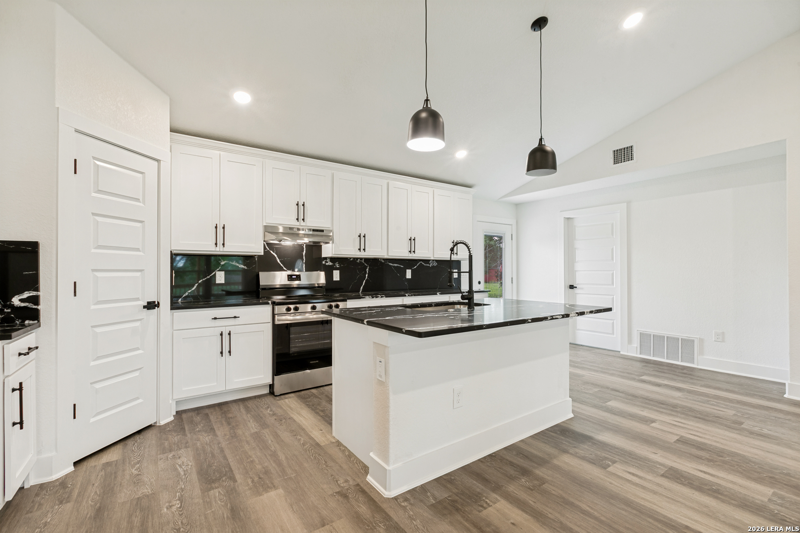 3065 Valley Road San Antonio TX 78221