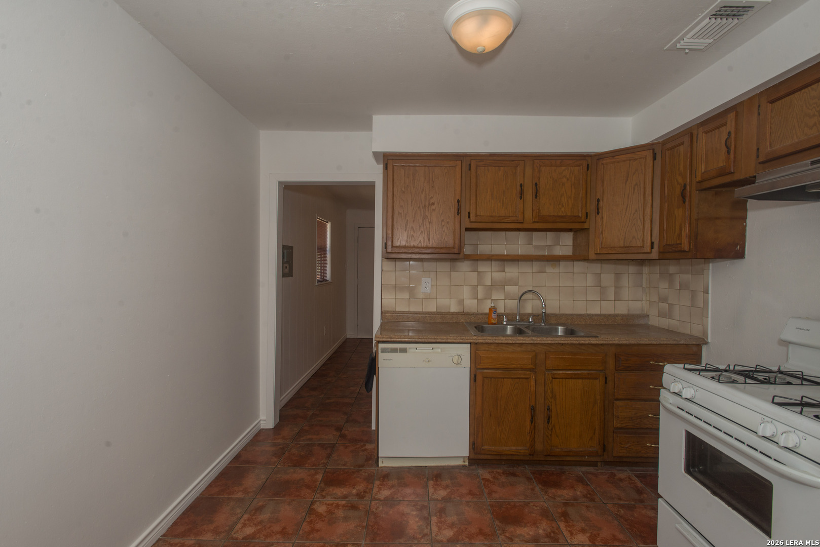 4142 Commercial Avenue San Antonio TX 78221