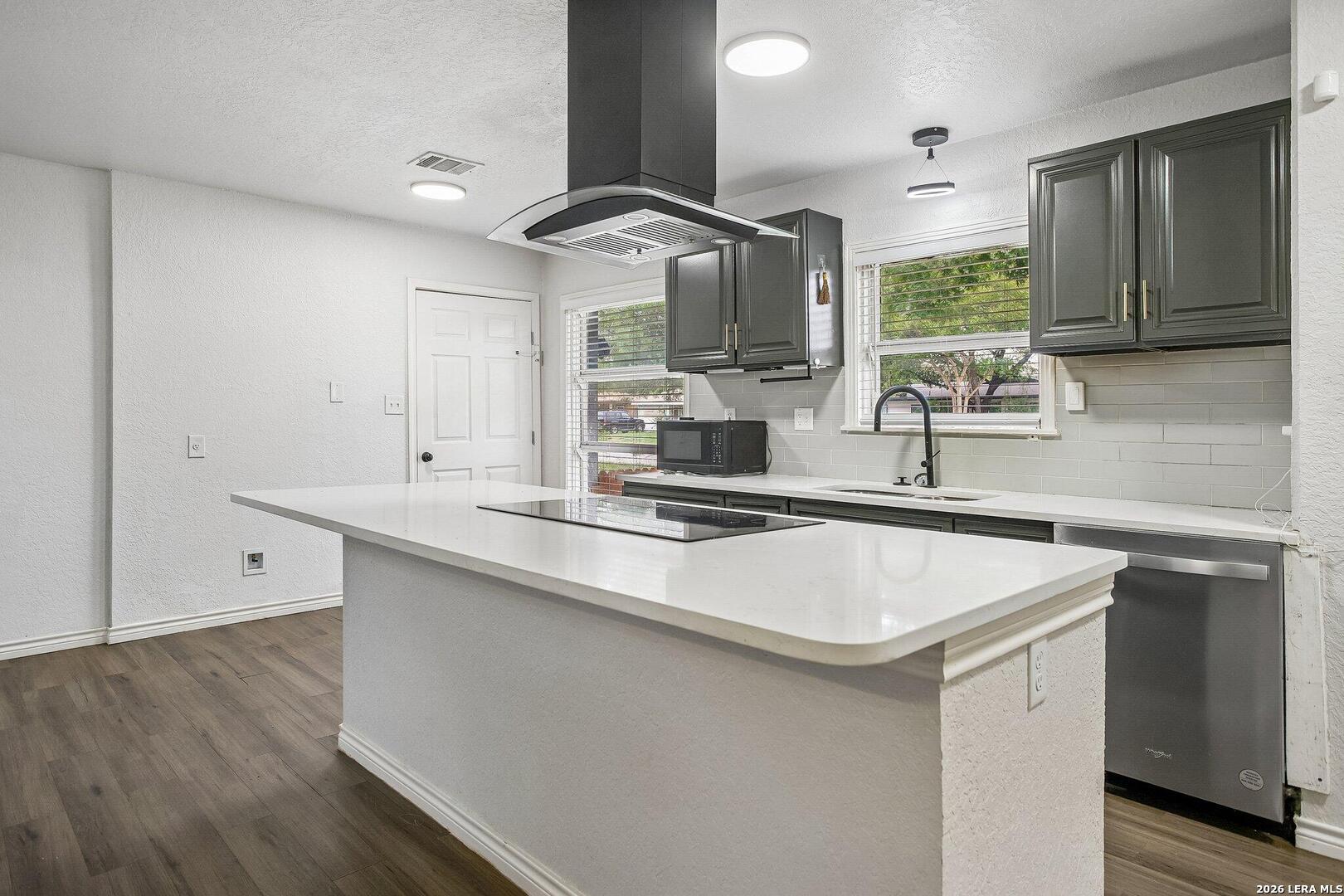 318 Hillwood Drive San Antonio TX 78213