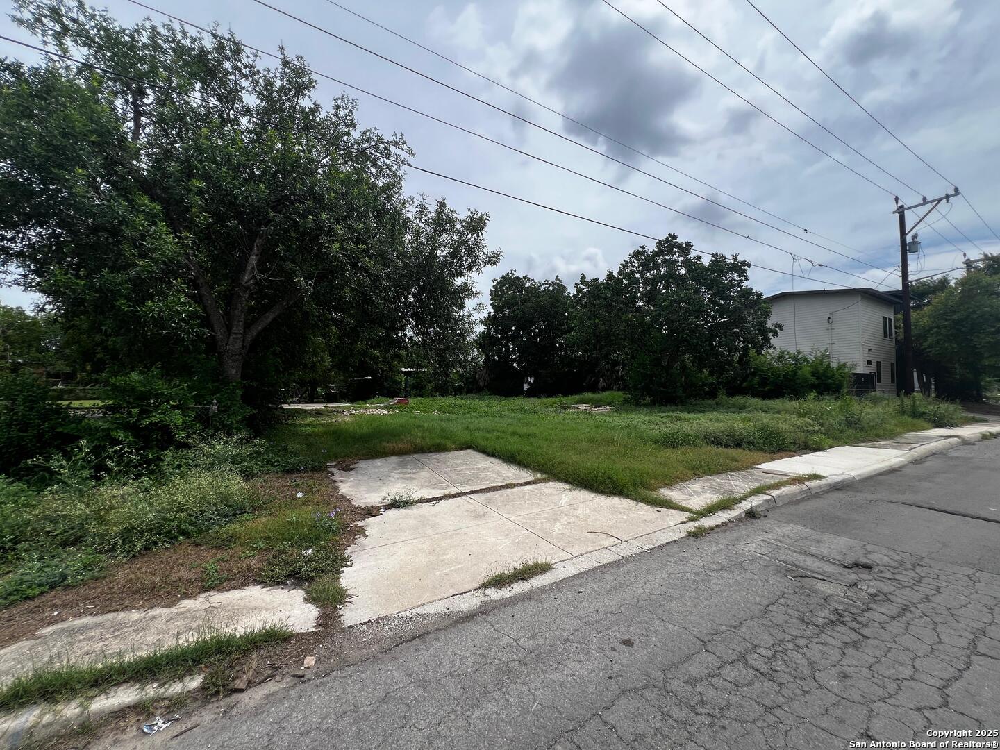 427 Westfall San Antonio TX 78210
