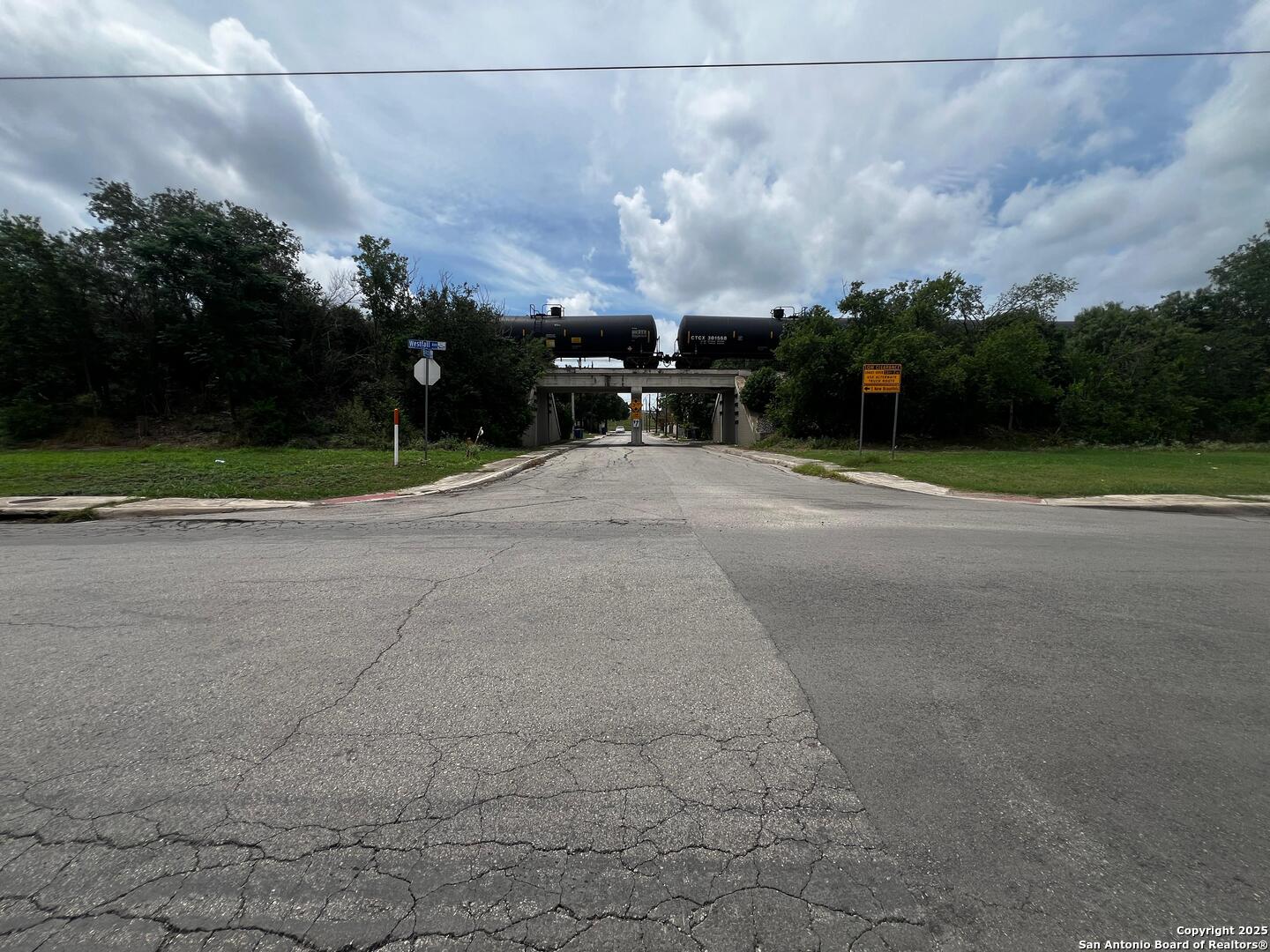 427 Westfall San Antonio TX 78210