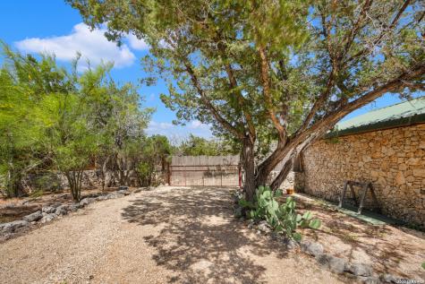 170 Overland Trail W Hunt TX 78024