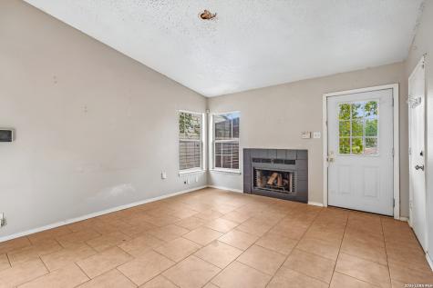 10055 Amber Field San Antonio TX 78245