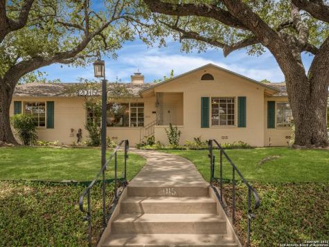 2015 W Gramercy Place San Antonio TX 78201