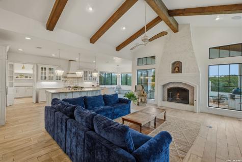 11418 Anaqua Springs Boerne TX 78006