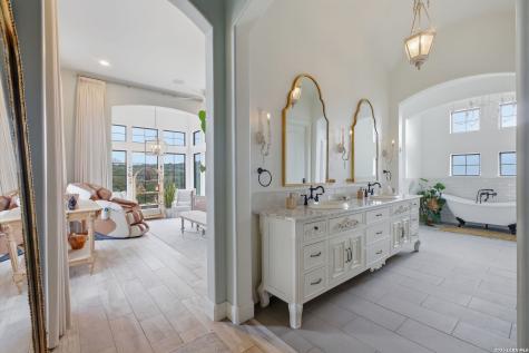 11418 Anaqua Springs Boerne TX 78006