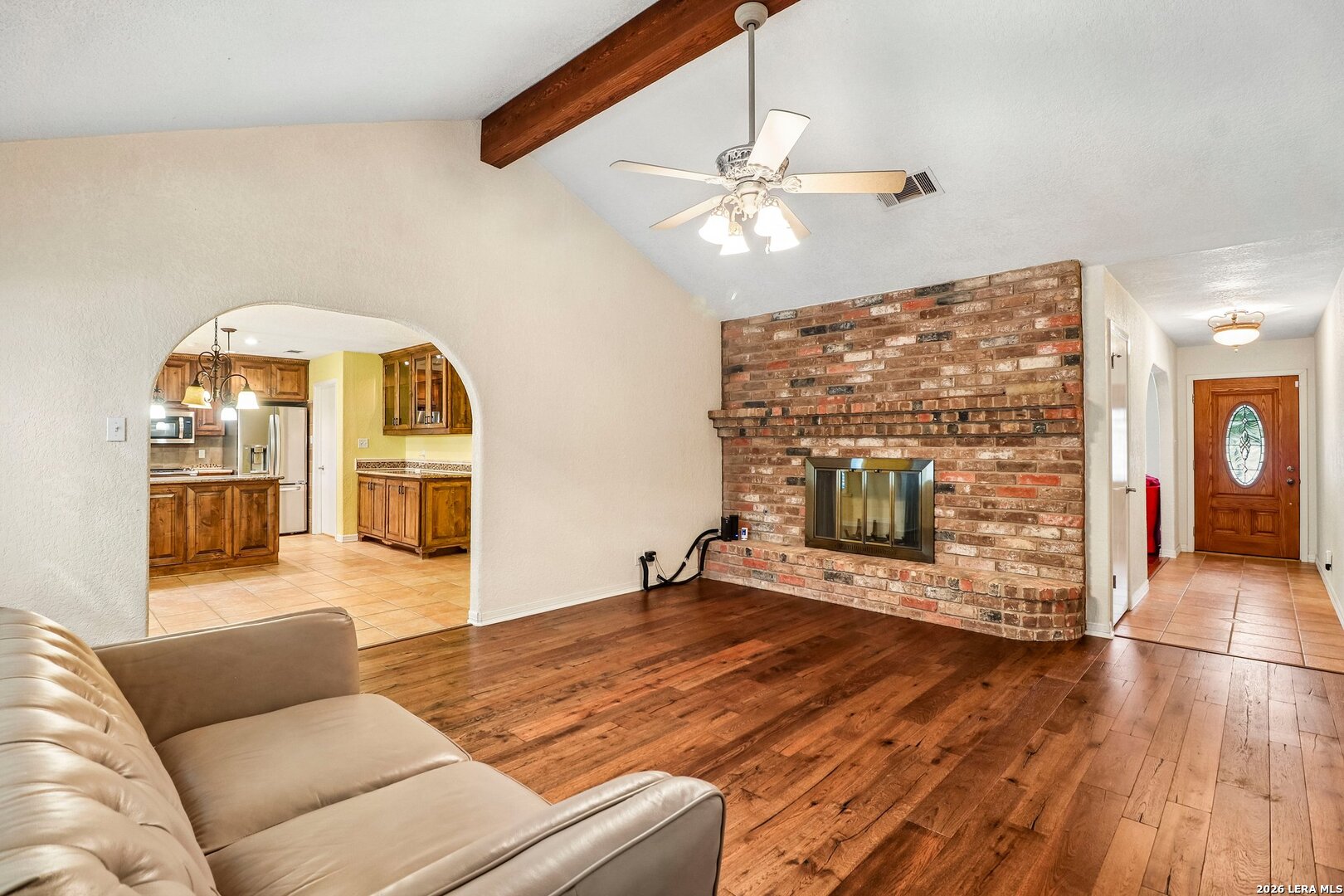 102 Meadowland Universal City TX 78148