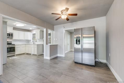 354 Las Palmas San Antonio TX 78237