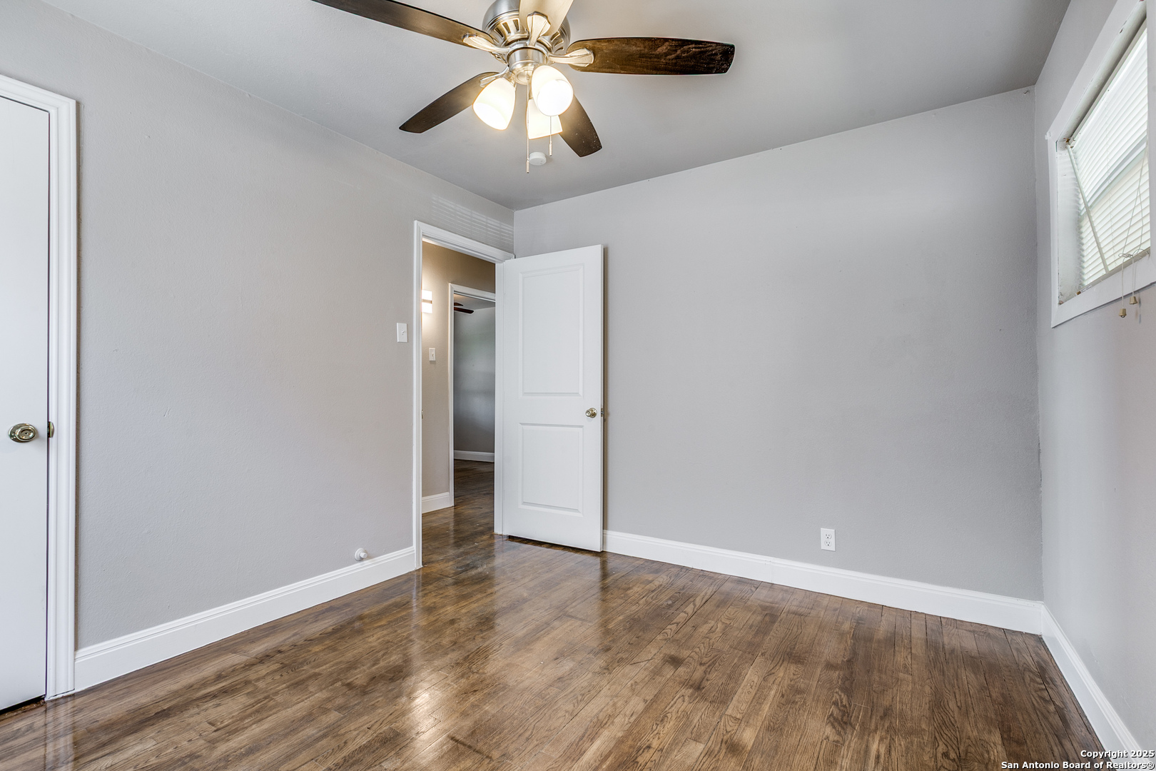 354 Las Palmas San Antonio TX 78237