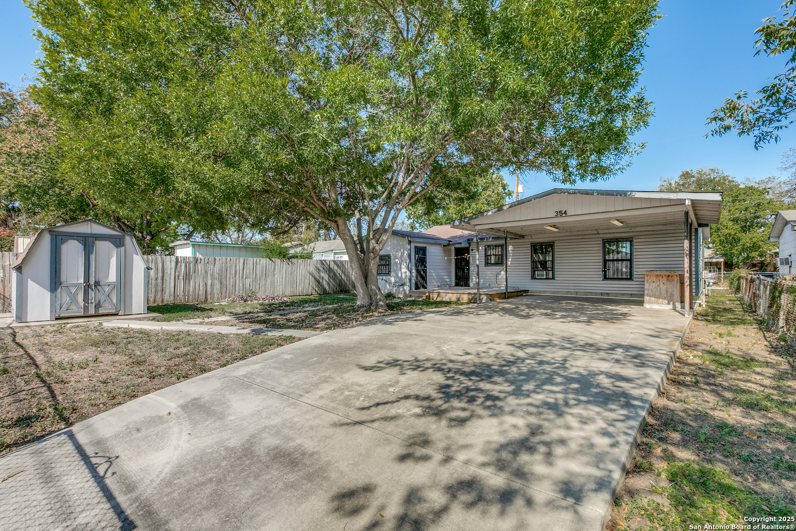 354 Las Palmas San Antonio TX 78237