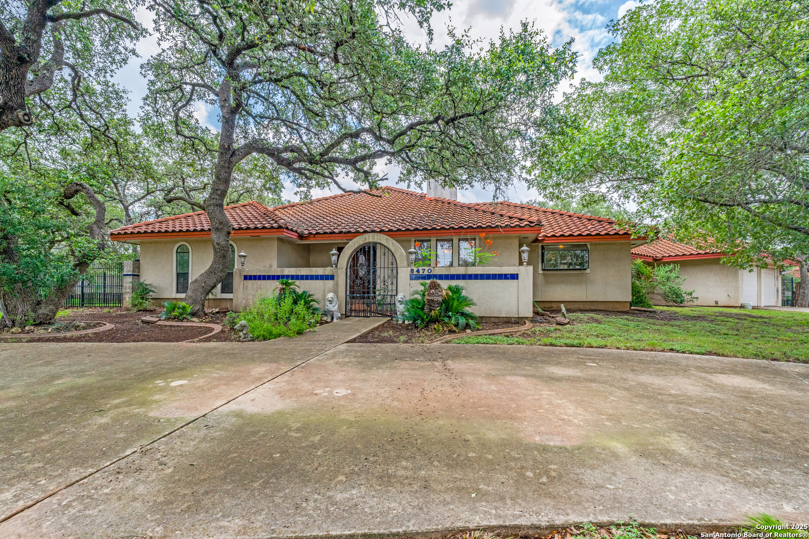 8470 Park Lane Drive San Antonio TX 78266