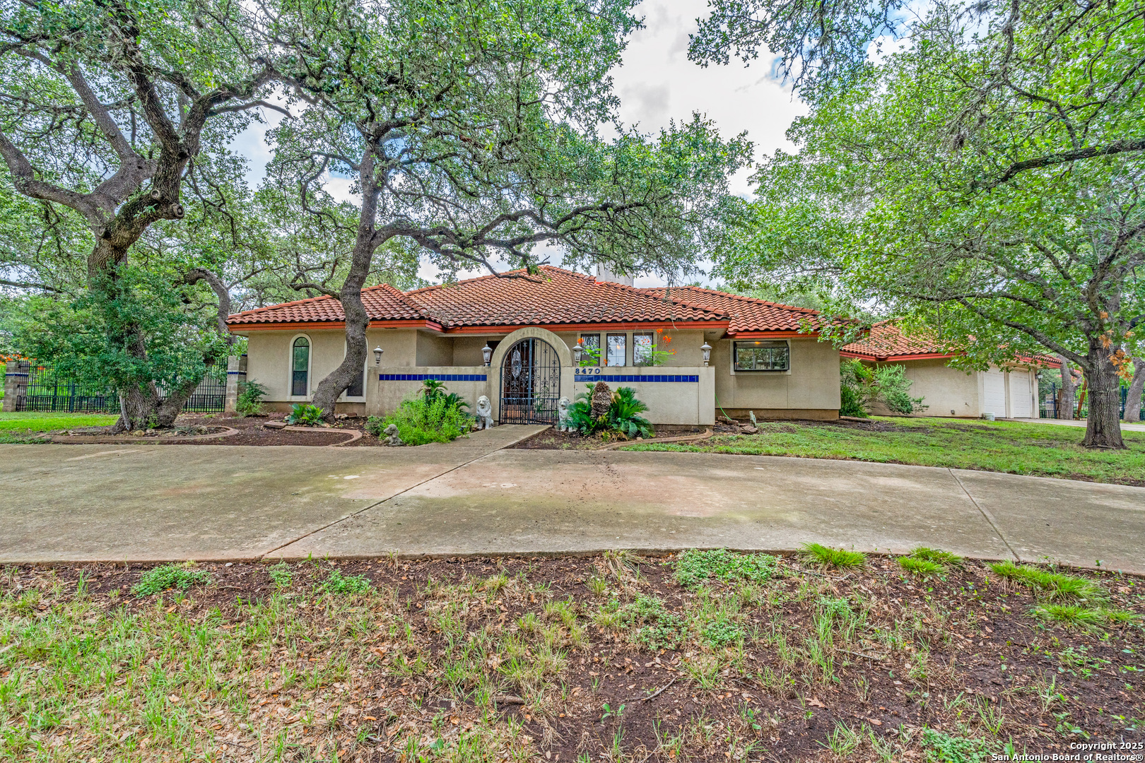 8470 Park Lane Drive San Antonio TX 78266