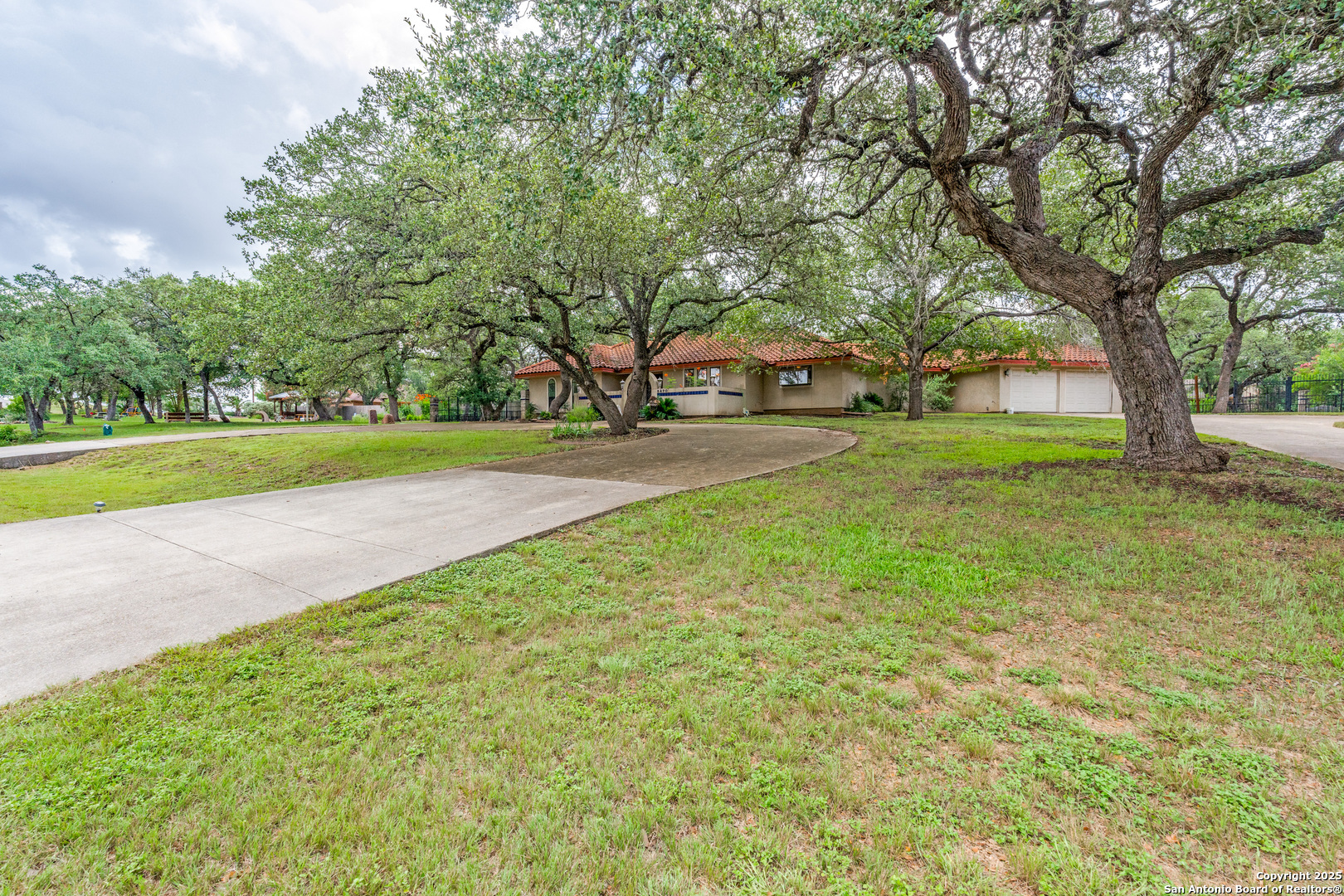 8470 Park Lane Drive San Antonio TX 78266