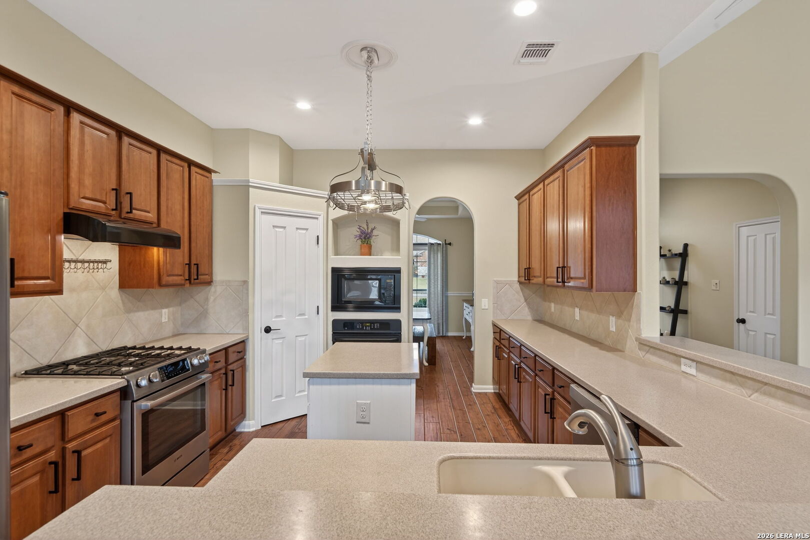 9318 Gaytan San Antonio TX 78254