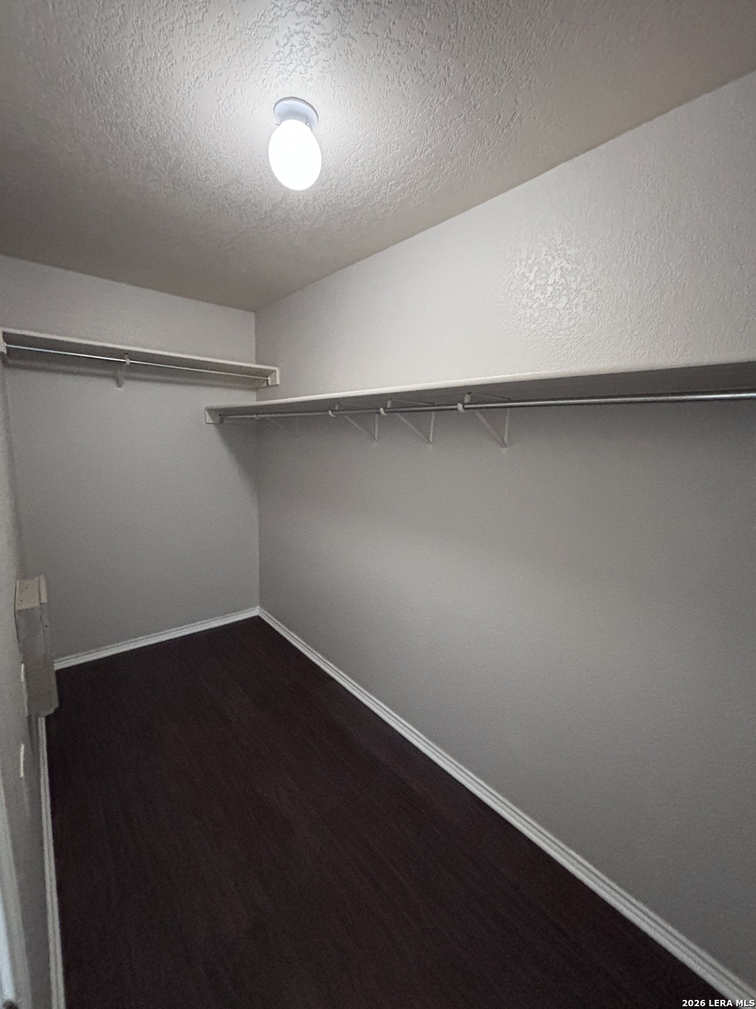 1423 Barker Bay San Antonio TX 78245