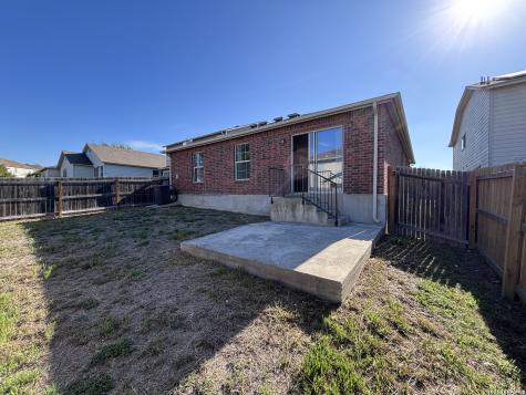 1423 Barker Bay San Antonio TX 78245