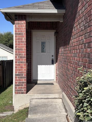 1423 Barker Bay San Antonio TX 78245