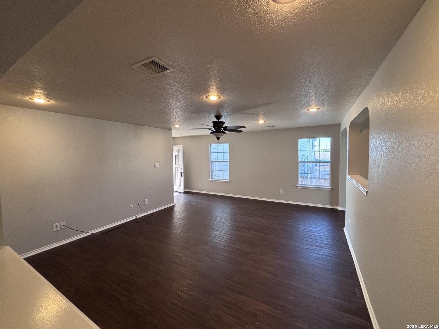 1423 Barker Bay San Antonio TX 78245