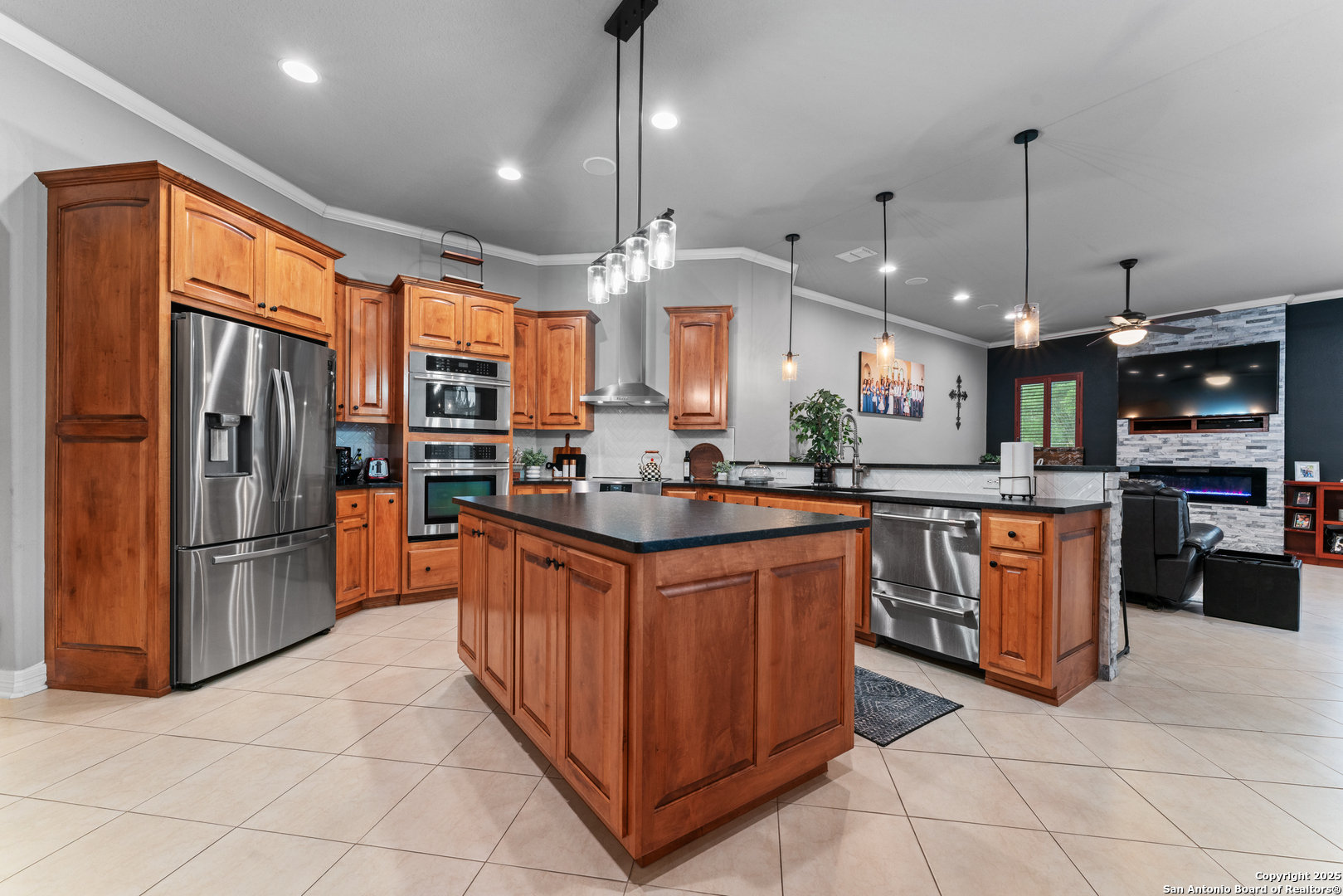 27906 Bogen New Braunfels TX 78132