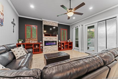27906 Bogen New Braunfels TX 78132