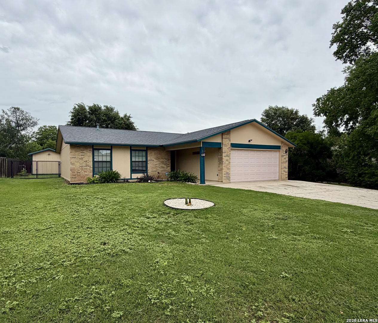 931 Hayloft Lane San Antonio TX 78245
