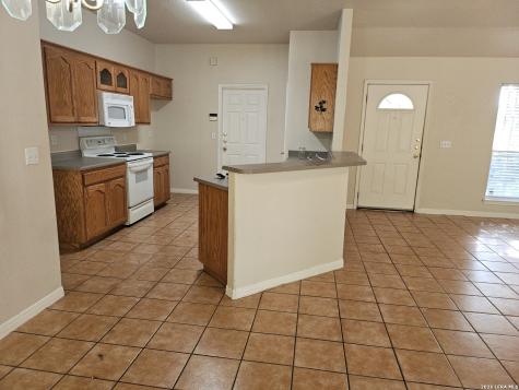 2073 Bentwood New Braunfels TX 78130