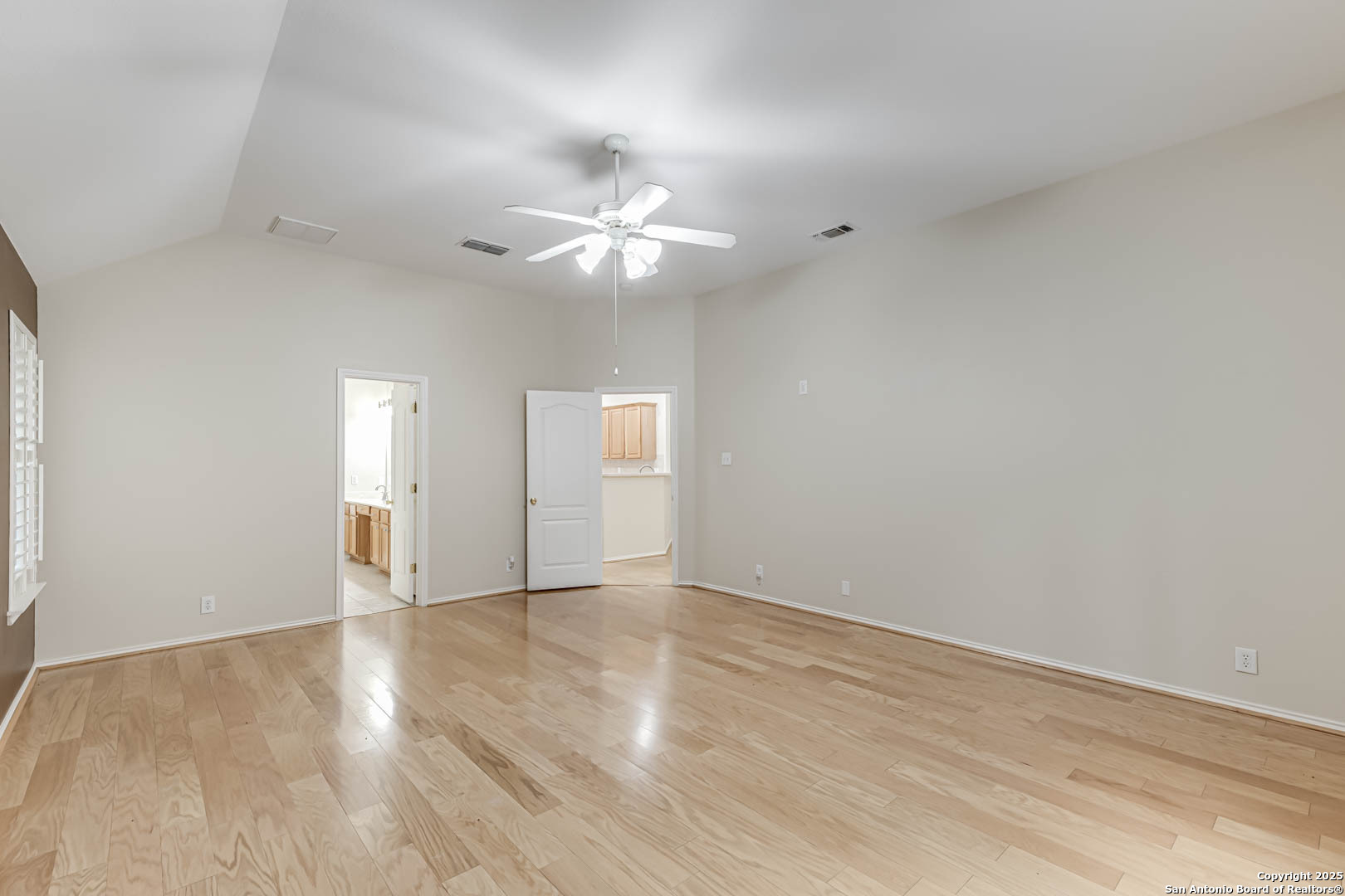 18719 Rogers Pass San Antonio TX 78258