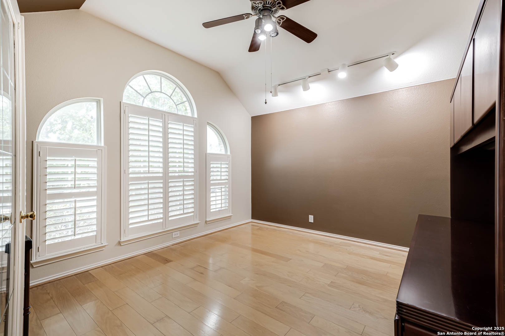 18719 Rogers Pass San Antonio TX 78258