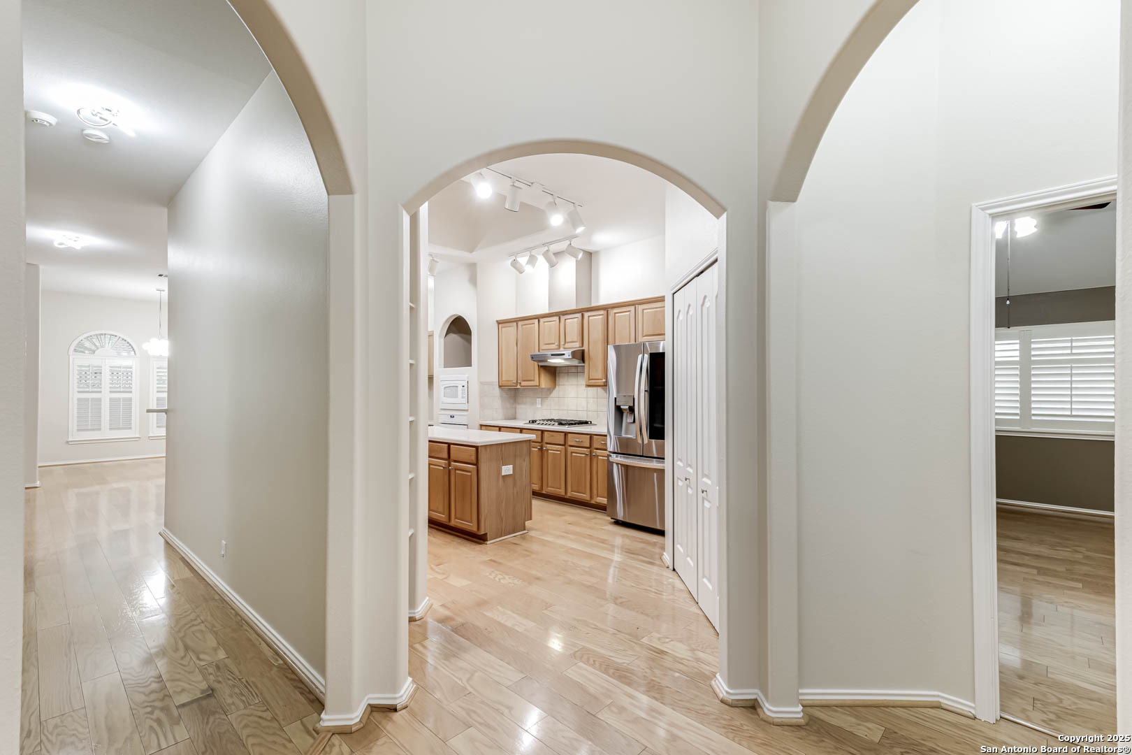 18719 Rogers Pass San Antonio TX 78258