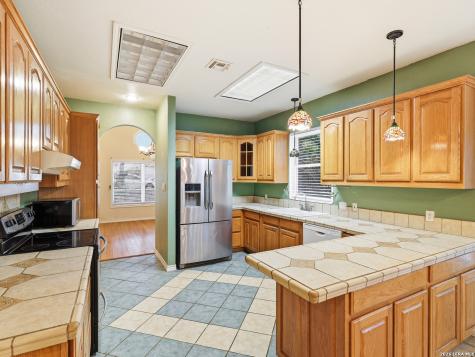 8435 Timber Belt San Antonio TX 78250