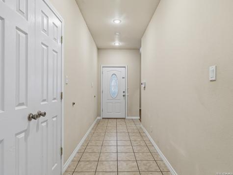 8435 Timber Belt San Antonio TX 78250