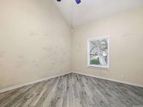 8435 Timber Belt San Antonio TX 78250