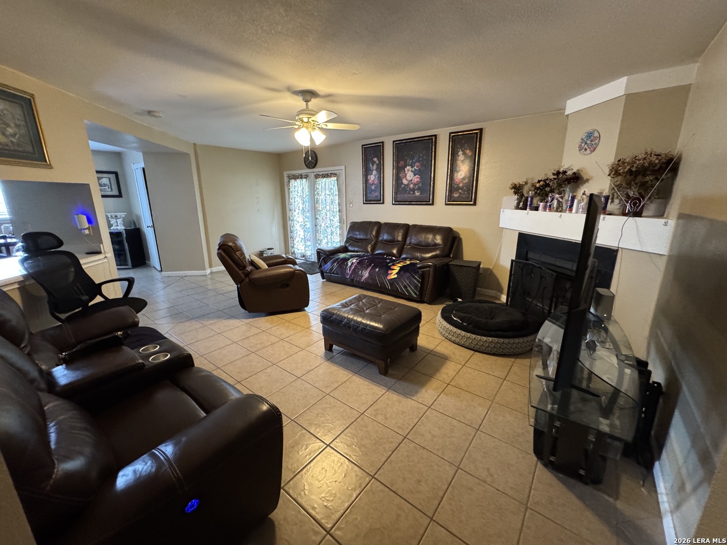 8051 Chestnut Barr Drive Converse TX 78109