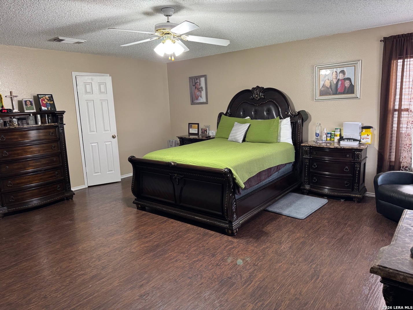 8051 Chestnut Barr Drive Converse TX 78109