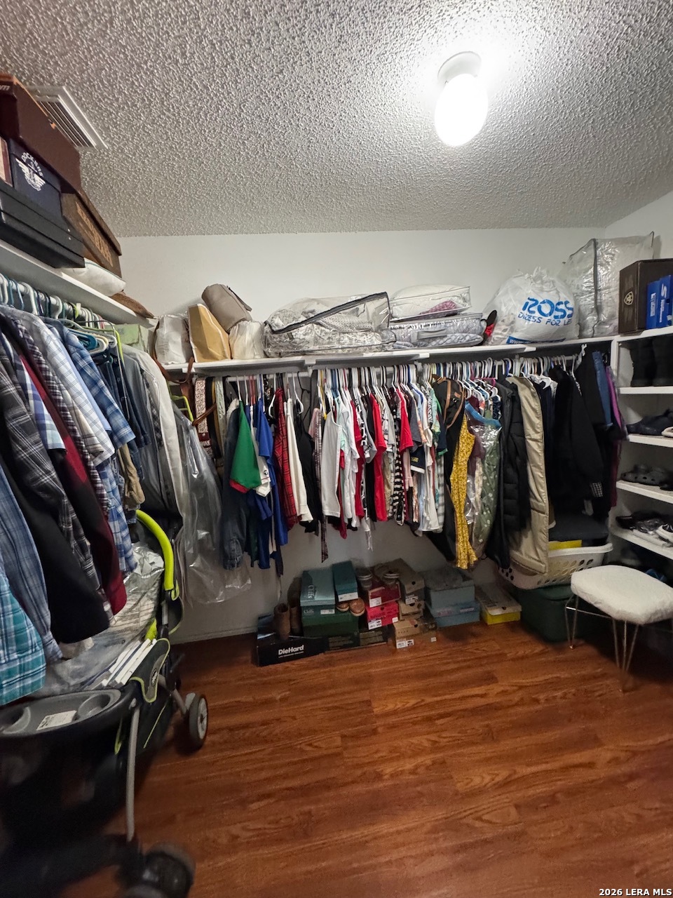 8051 Chestnut Barr Drive Converse TX 78109