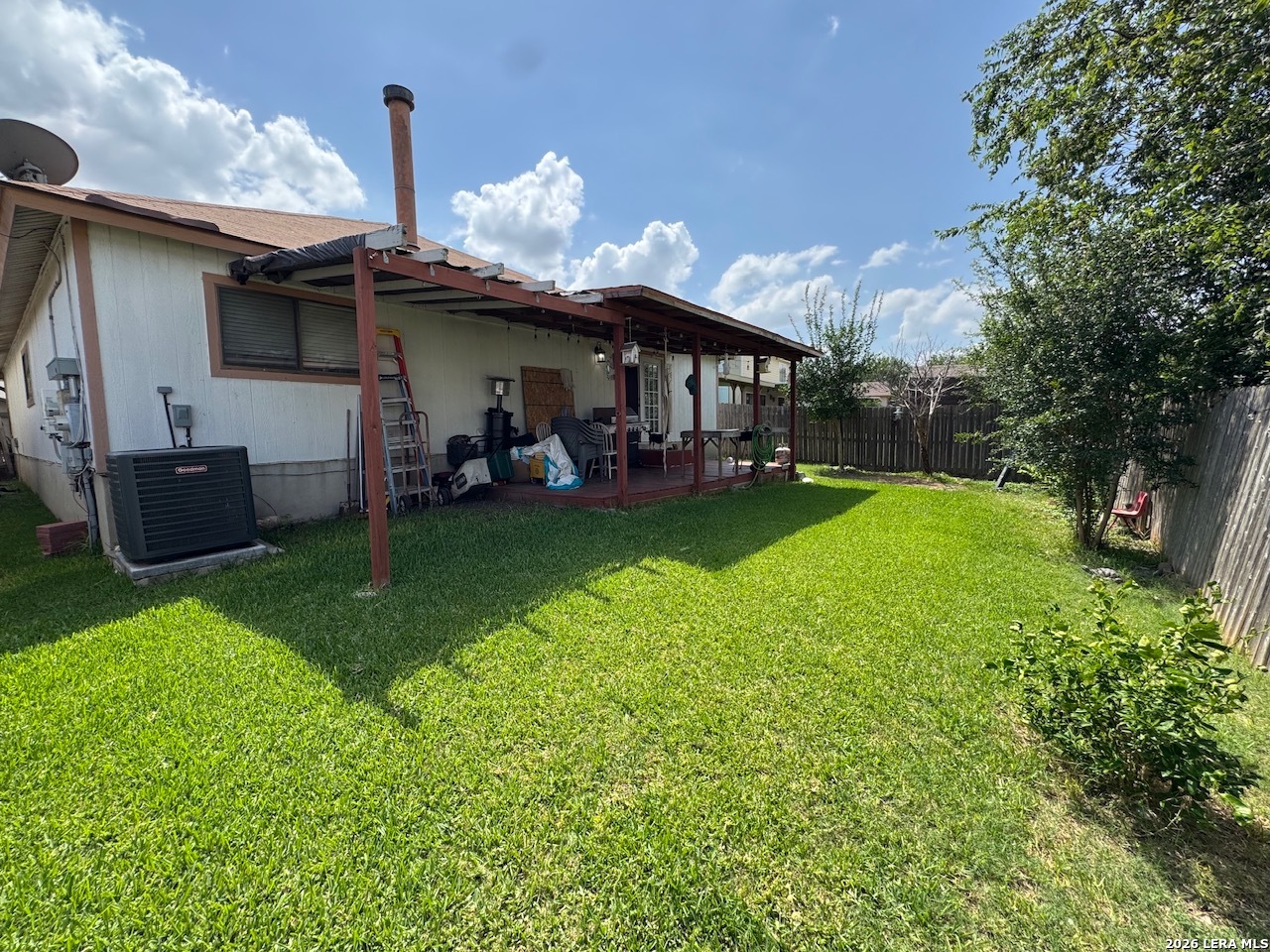 8051 Chestnut Barr Drive Converse TX 78109