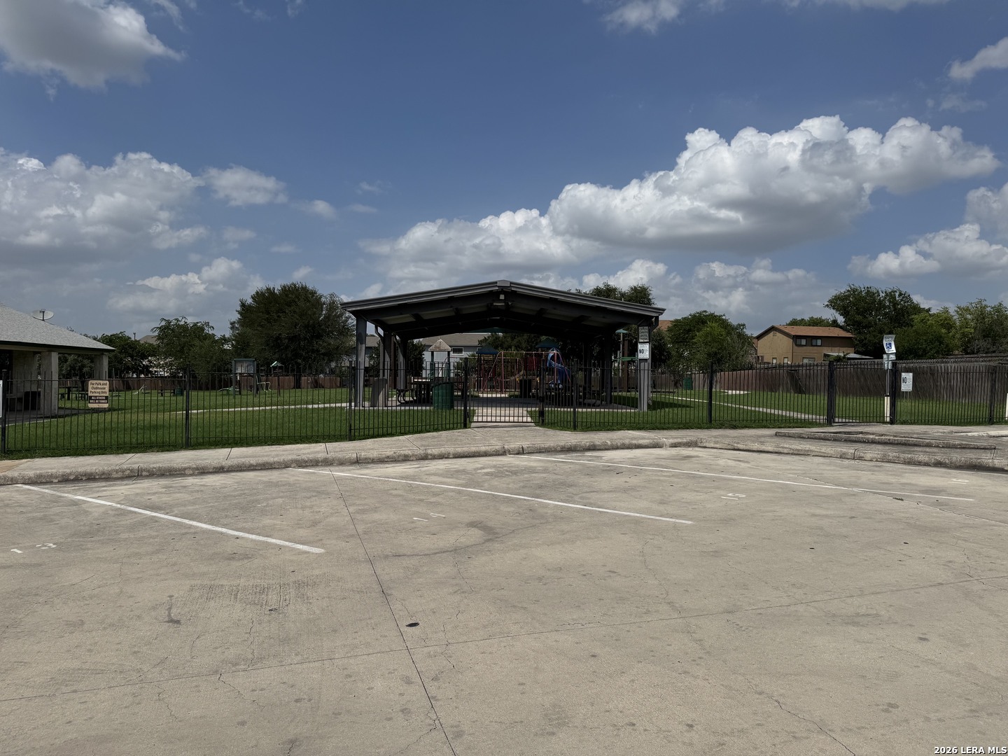 8051 Chestnut Barr Drive Converse TX 78109