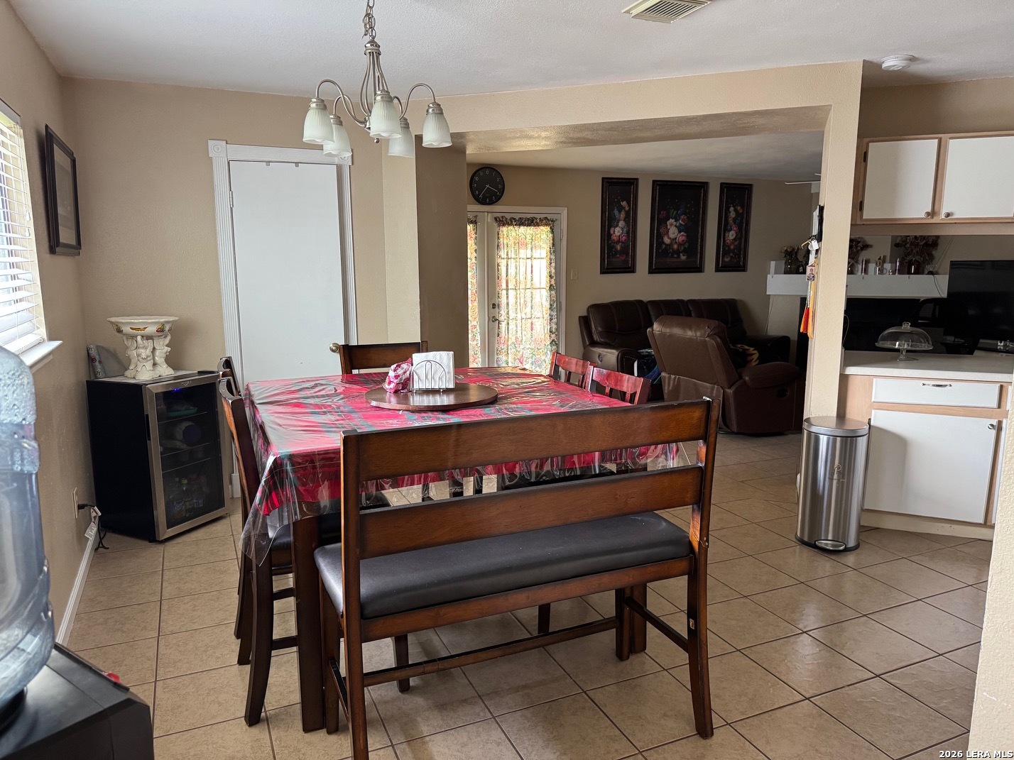 8051 Chestnut Barr Drive Converse TX 78109
