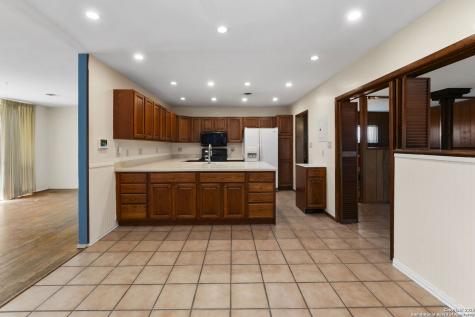 4403 Diamondhead Drive San Antonio TX 78218