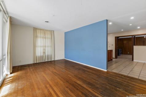 4403 Diamondhead Drive San Antonio TX 78218